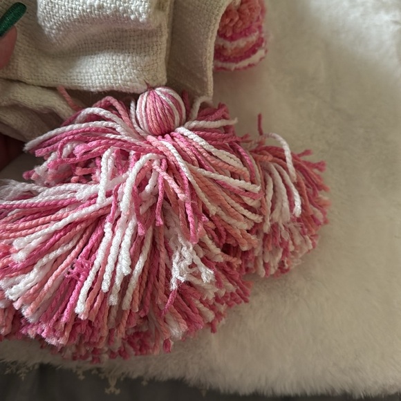 🎀❤️NEW Cupcakes & Cashmere Valentine’s Day Heart 50x70 Throw Blanket NWT - Picture 4 of 8